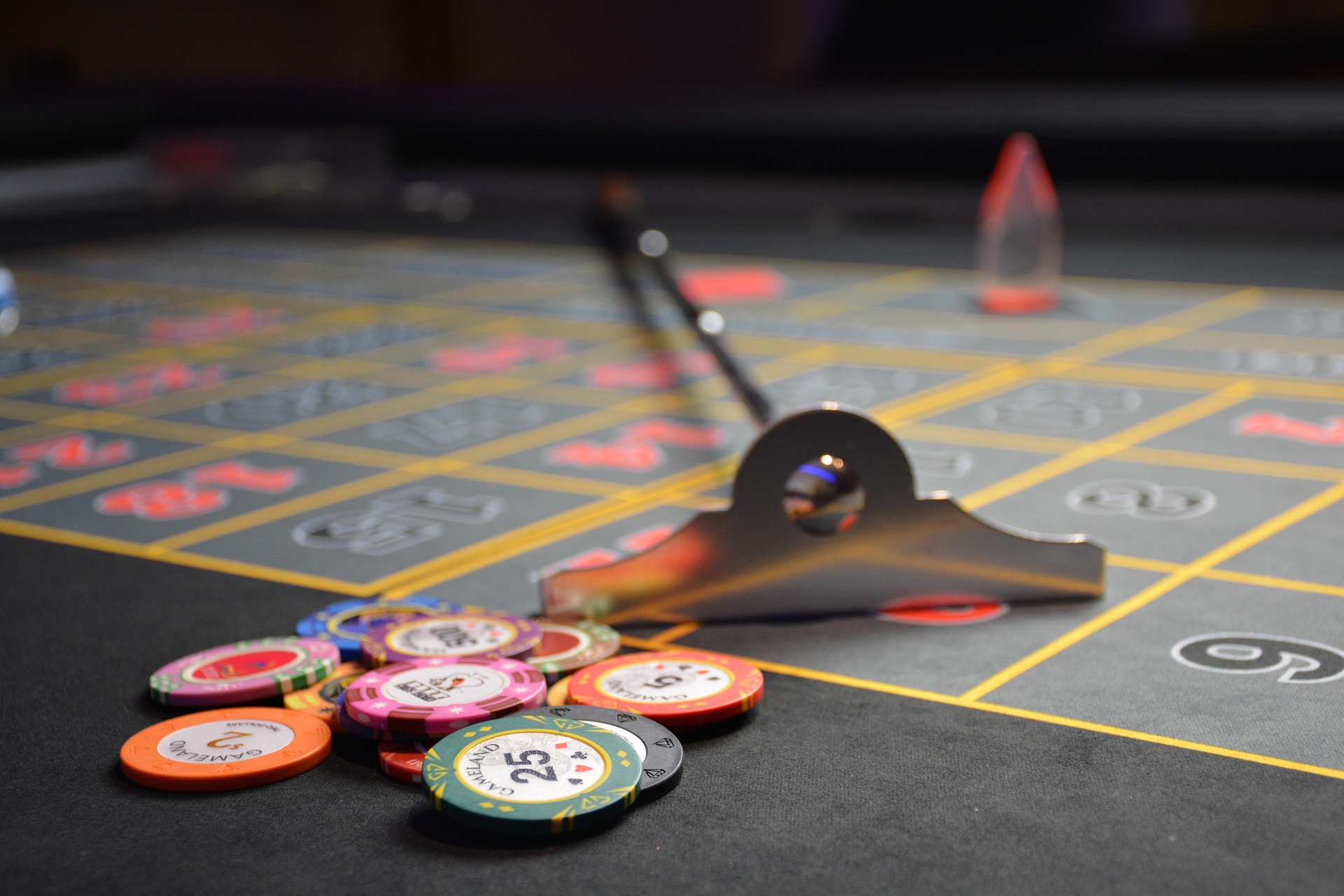 Tips for Playing Roulette: Maximizing Your Odds